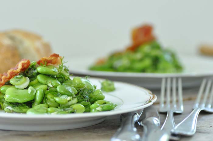 broad beans with bacon