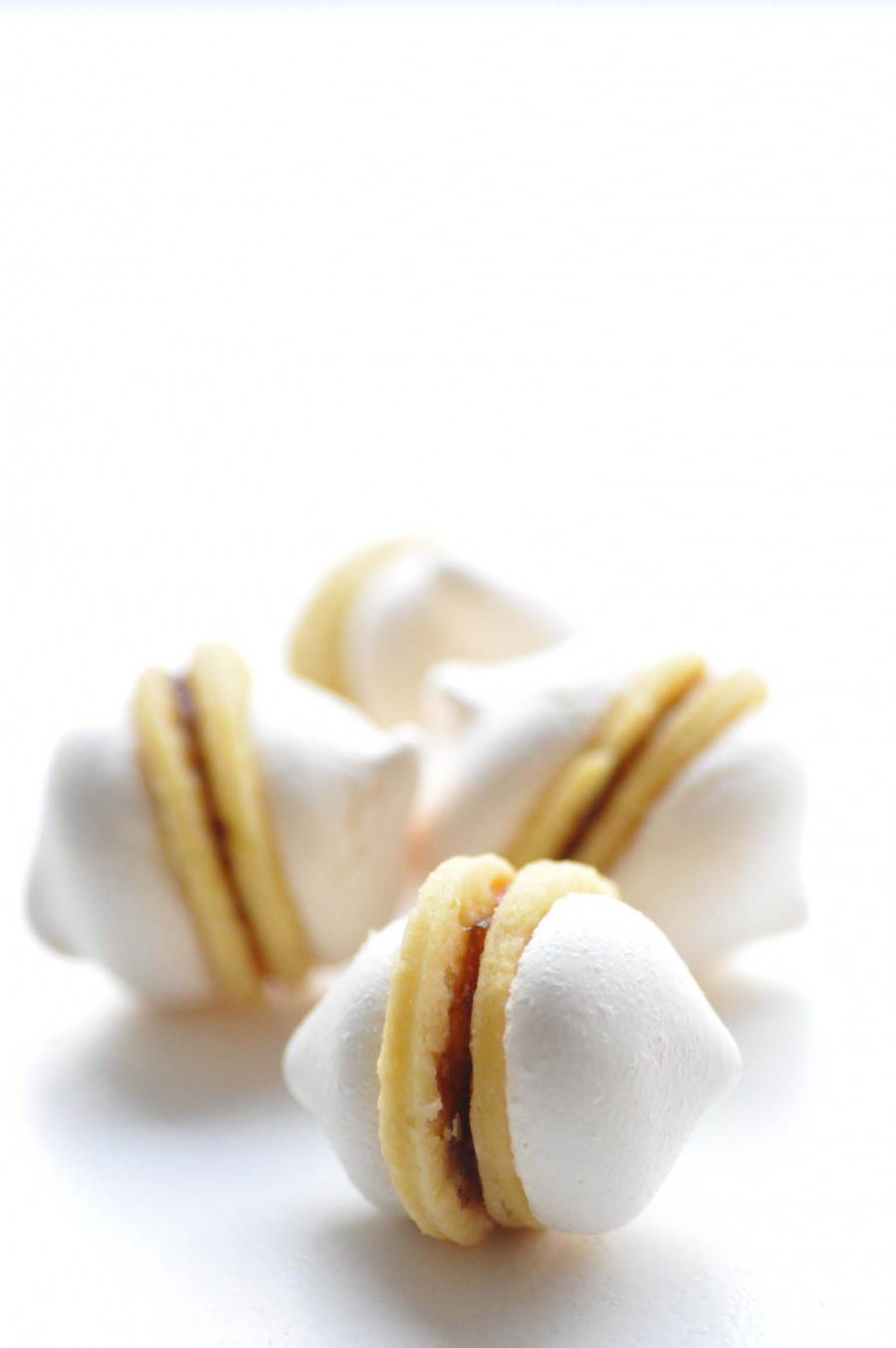 eatable christmas gifts austrian apricot jam meringue cookies