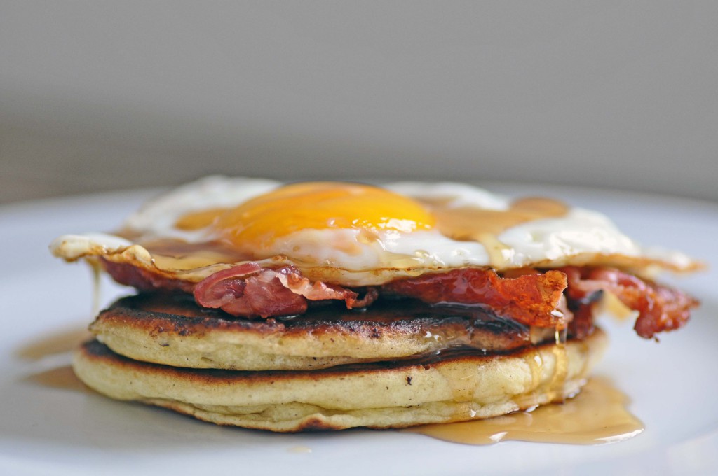 (perfect) pancakes, dandelion flower syrup, fried egg and bacon ...